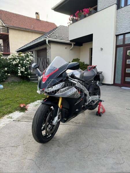 Aprilia RSV 4 1100