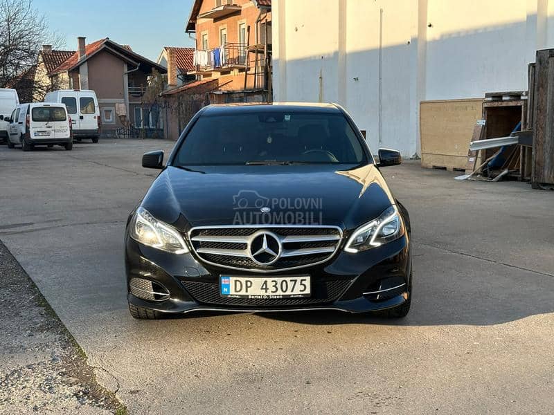 Mercedes Benz E 220 //DYNAMIC LED//