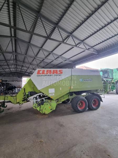 Claas Quadrant 2200