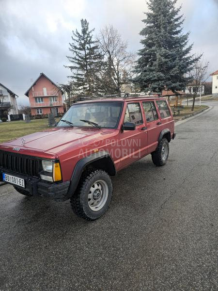 Jeep Cherokee 