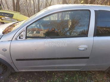 vrata leva siva z 157 za Opel Corsa C od 2000. do 2005. god.