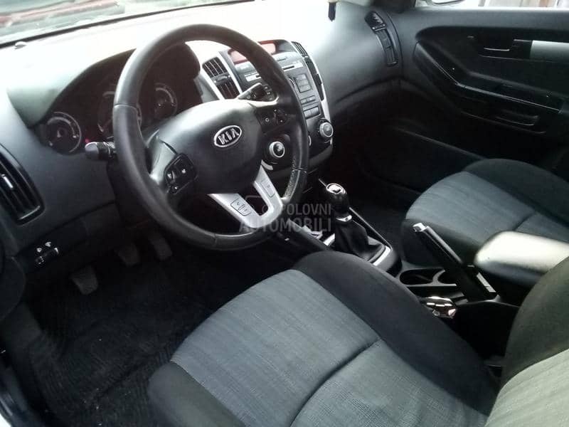 Kia pro_cee`d 1.6 d