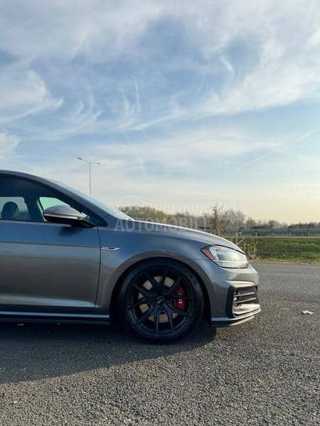 Volkswagen Golf 7 7.5 GTI