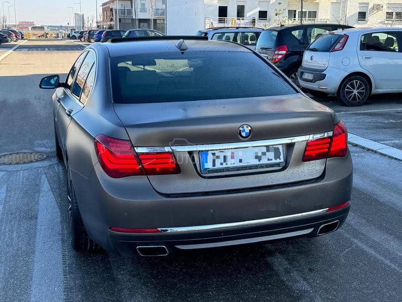 BMW 740 740 Facelift