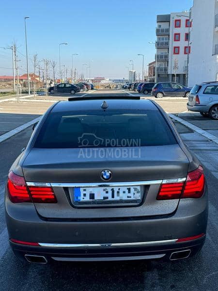 BMW 740 740 Facelift