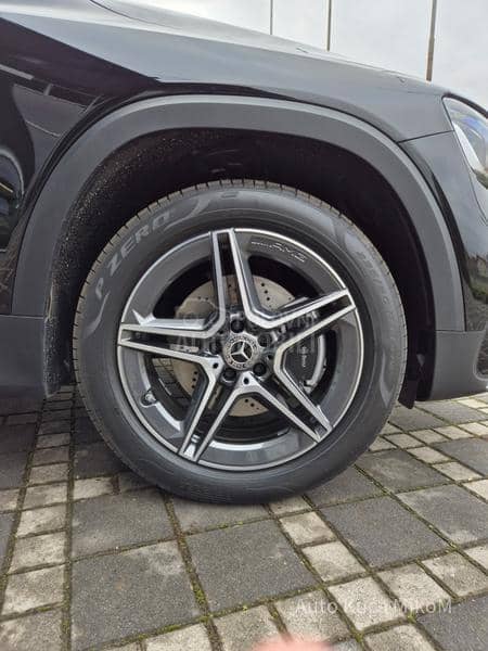 Mercedes Benz GLB 200 d 4MATIC