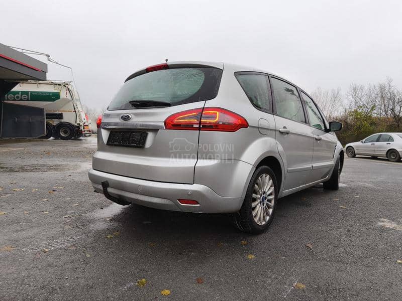 Ford S-Max PowerShift Titanium