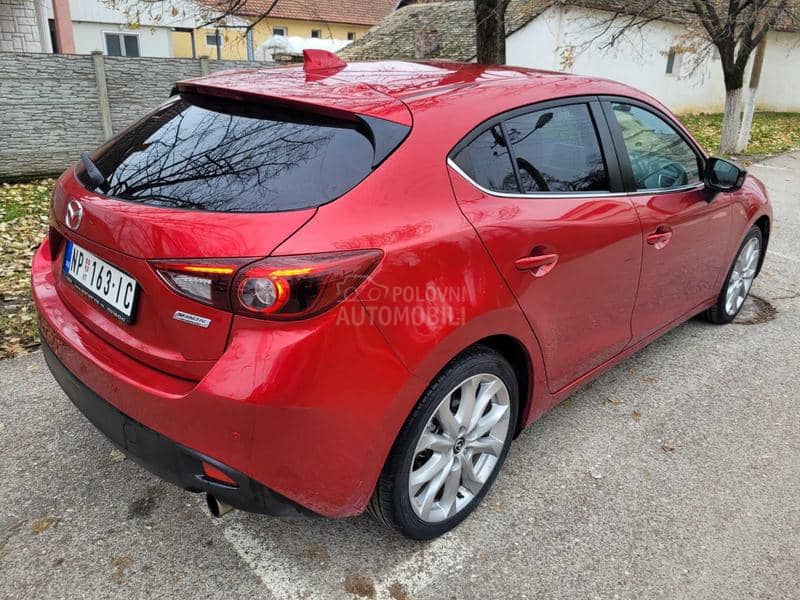 Mazda 3 SKYACTIV