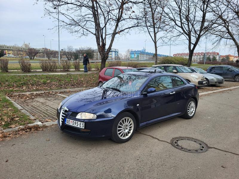 Alfa Romeo GT 