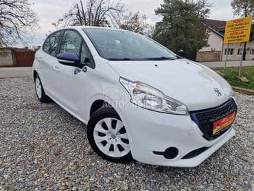 Peugeot 208 1.0  79000 K.M