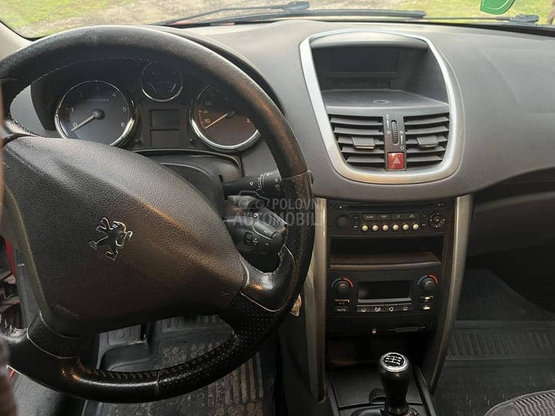 Peugeot 207 1.6 HDI