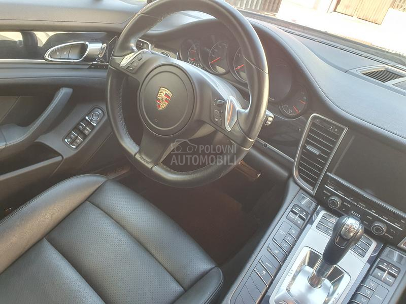 Porsche Panamera 3.0 Platinum