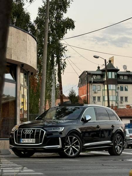 Audi SQ7 