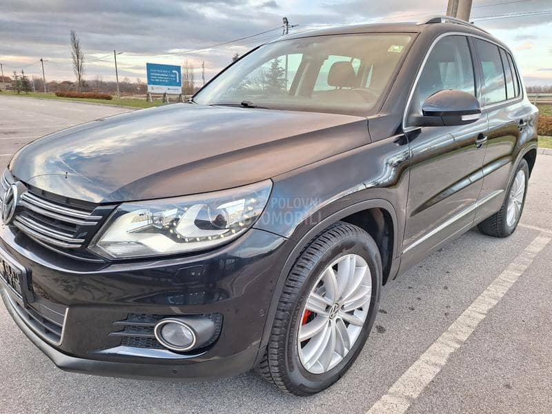 Volkswagen Tiguan 4X4 SPORT/STYLE