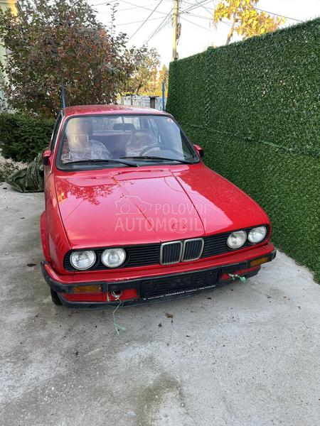 BMW 316 E30