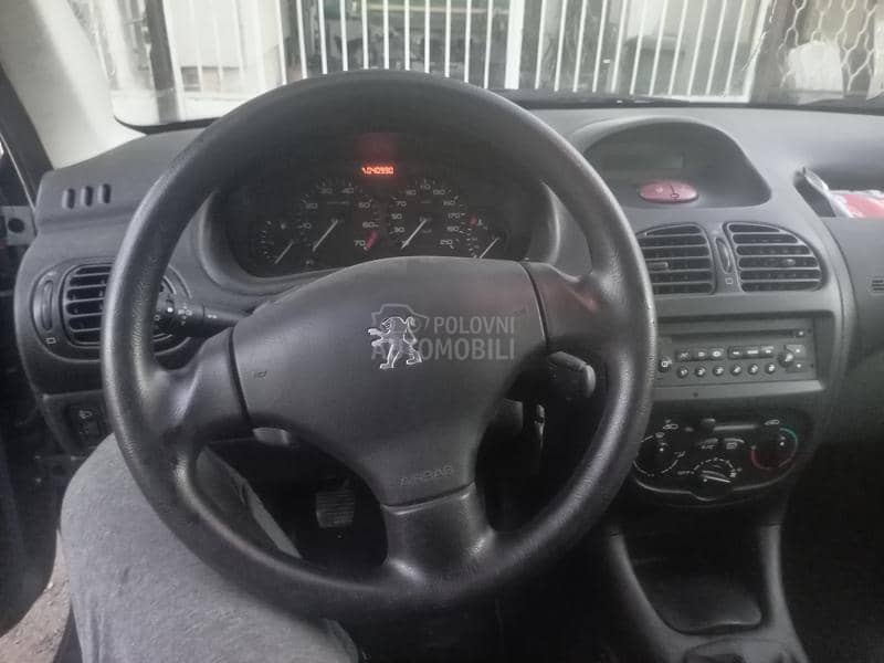 Peugeot 206 