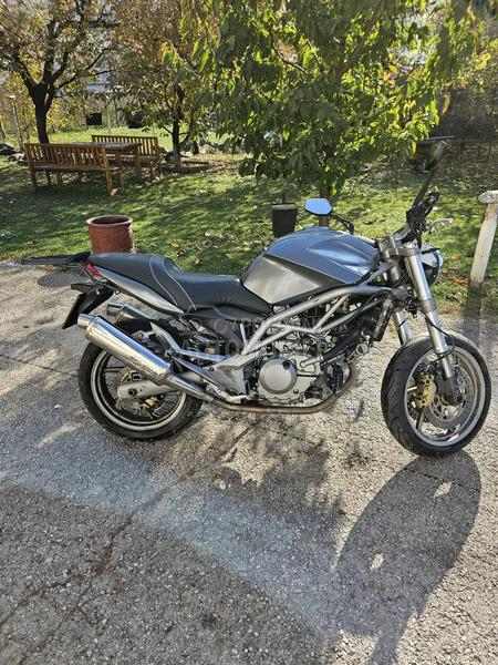 Cagiva Raptor 650