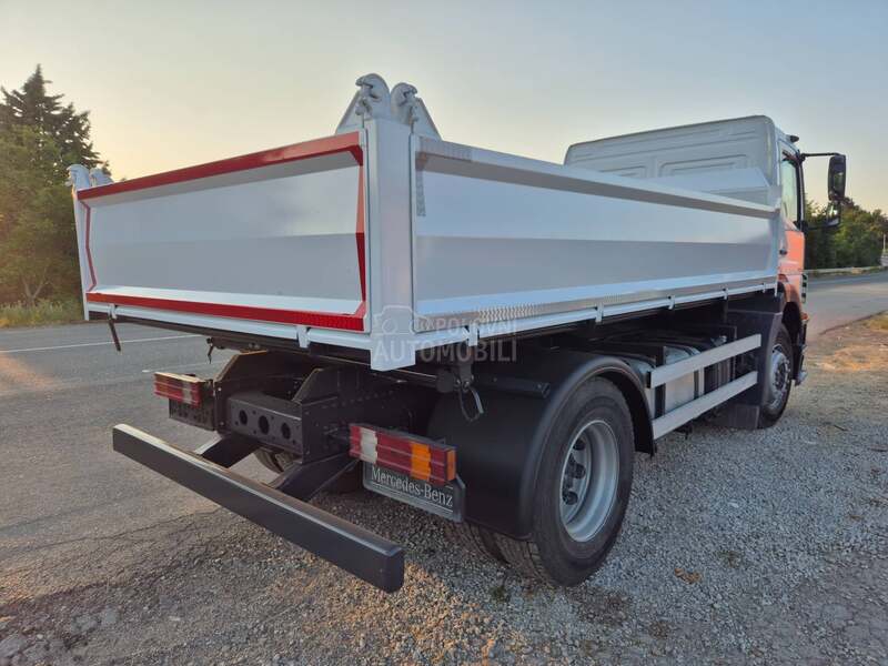 Mercedes Benz atego 1824
