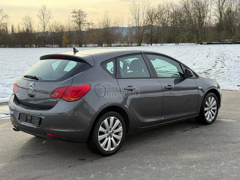 Opel Astra J 1.4