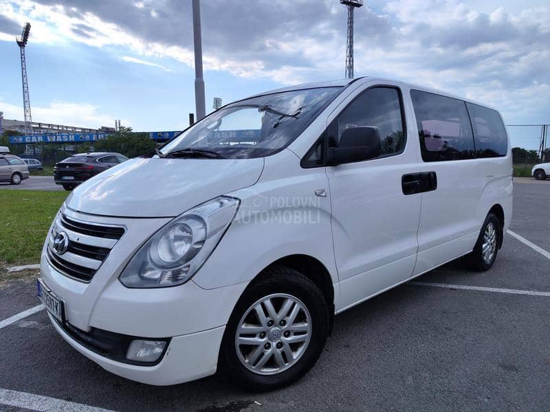 Hyundai H-1 