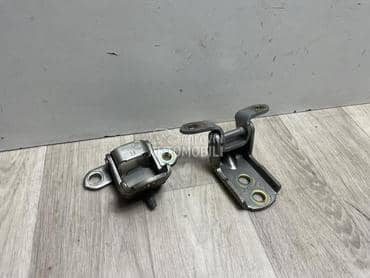 Šarke vrata za Nissan X-Trail od 2001. do 2013. god.