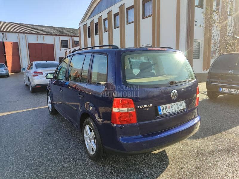 Volkswagen Touran 