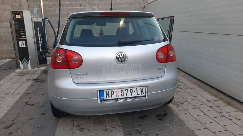 Volkswagen Golf 5 1.6