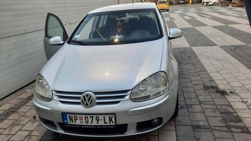 Volkswagen Golf 5 1.6