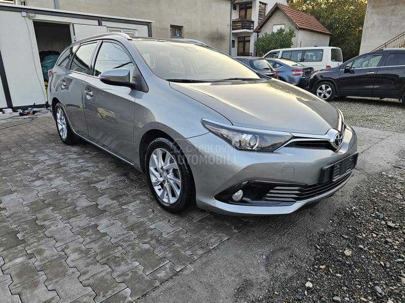 Toyota Auris 1.6 D-4-D