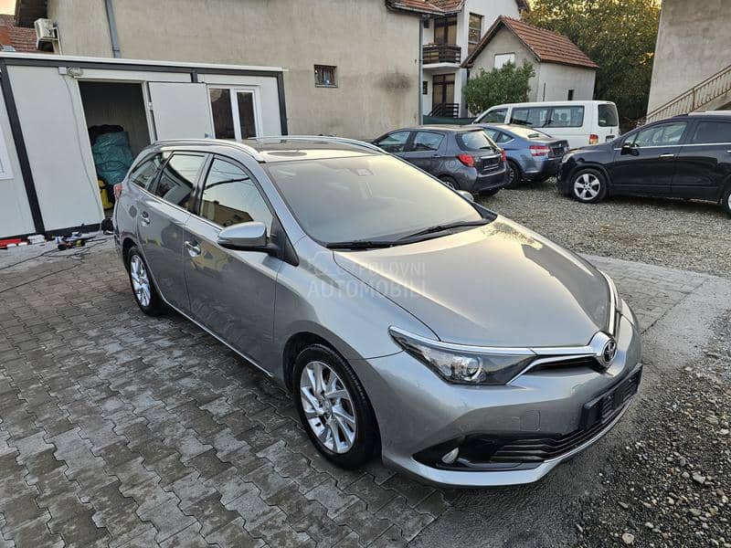 Toyota Auris 1.6 D-4-D