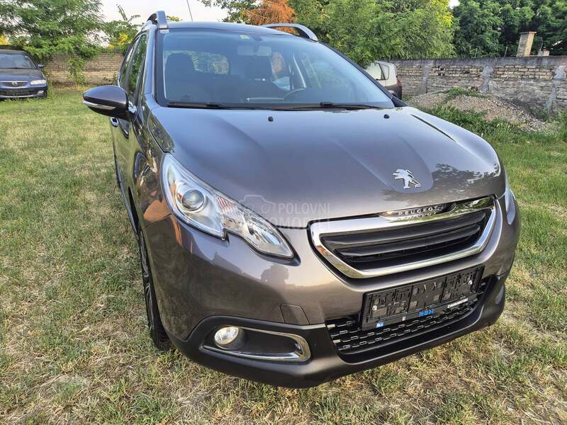 Peugeot 2008 1.2 b