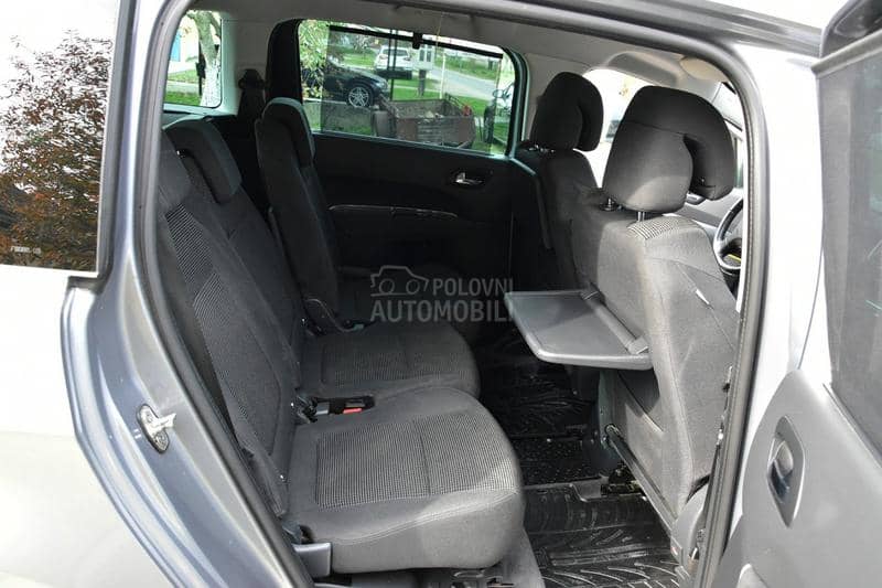 Peugeot 2008 1.6 HDi  N0V