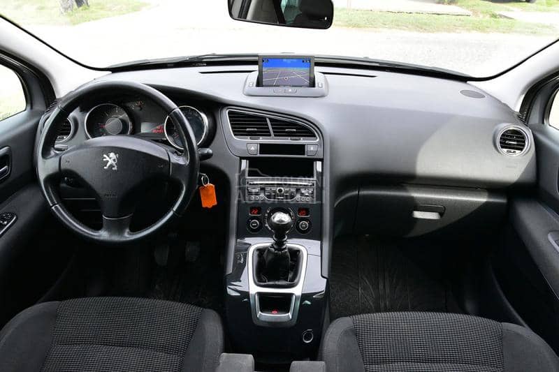 Peugeot 2008 1.6 HDi  N0V