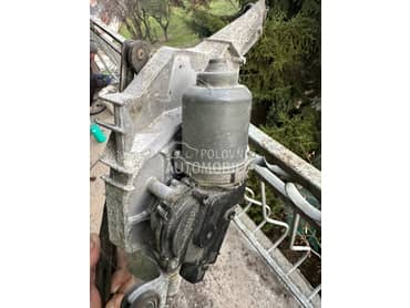 Brisaci za Peugeot 4007 od 2008. do 2012. god.