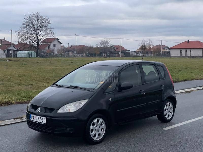 Mitsubishi Colt 1.3i BUKVALNO NOV