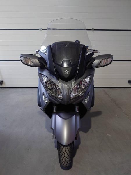 Suzuki Burgman 650