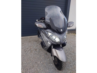 Suzuki Burgman 650