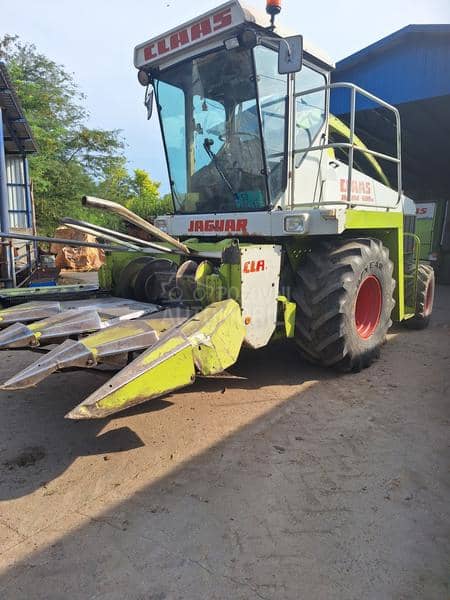 Claas 690 SL