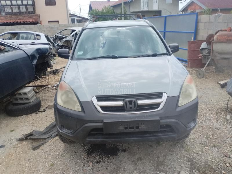 Honda CR-V 2004. god. -  kompletan auto u delovima