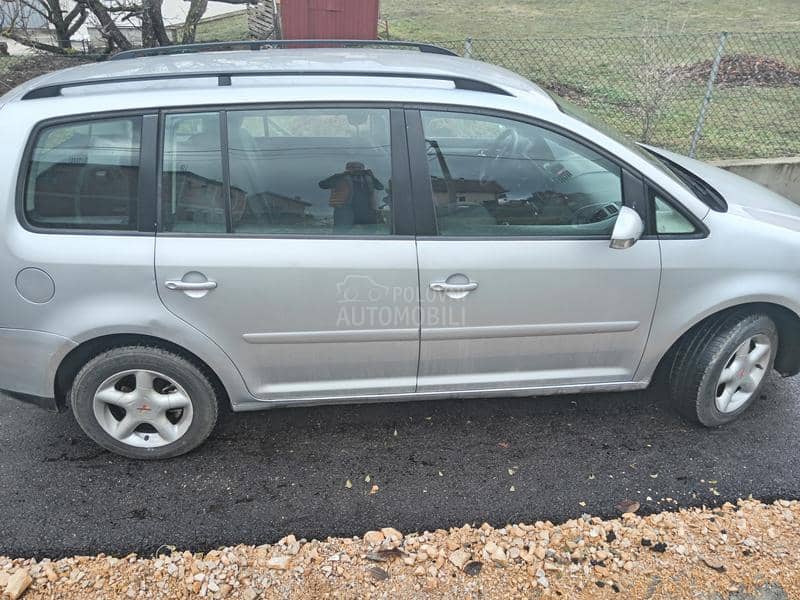 Volkswagen Touran FSI