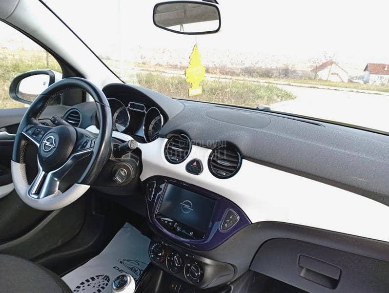 Opel Adam 102 504 k.m