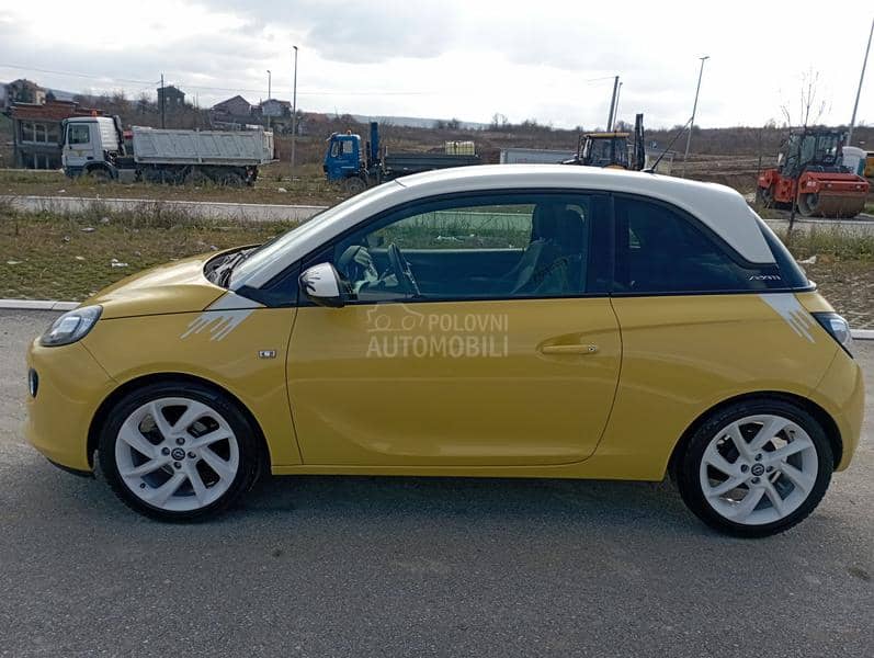 Opel Adam 102 504 k.m