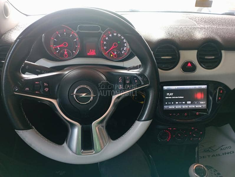 Opel Adam 102 504 k.m