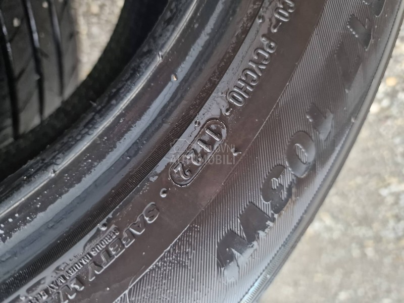 Kumho 235/55 R17 Letnja