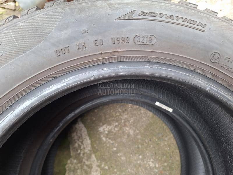 Pirelli 185/60 R15 Zimska