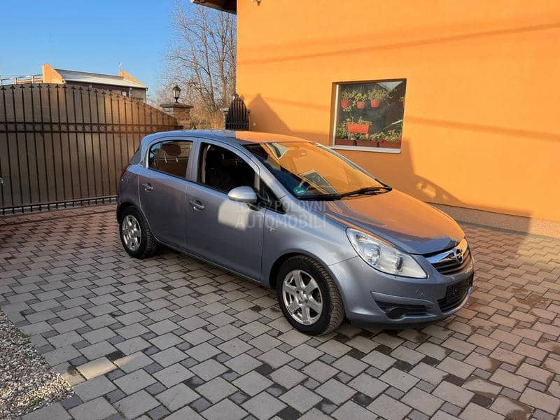 Opel Corsa D 1.2 16v