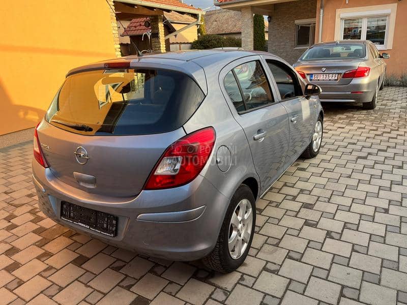 Opel Corsa D 1.2 16v