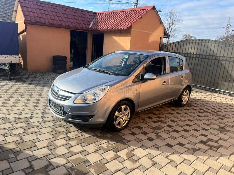 Opel Corsa D 1.2 16v