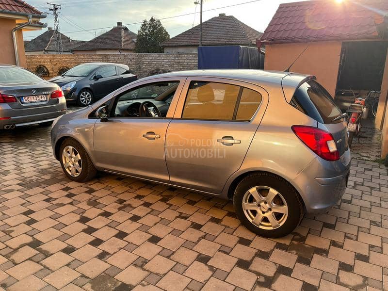 Opel Corsa D 1.2 16v