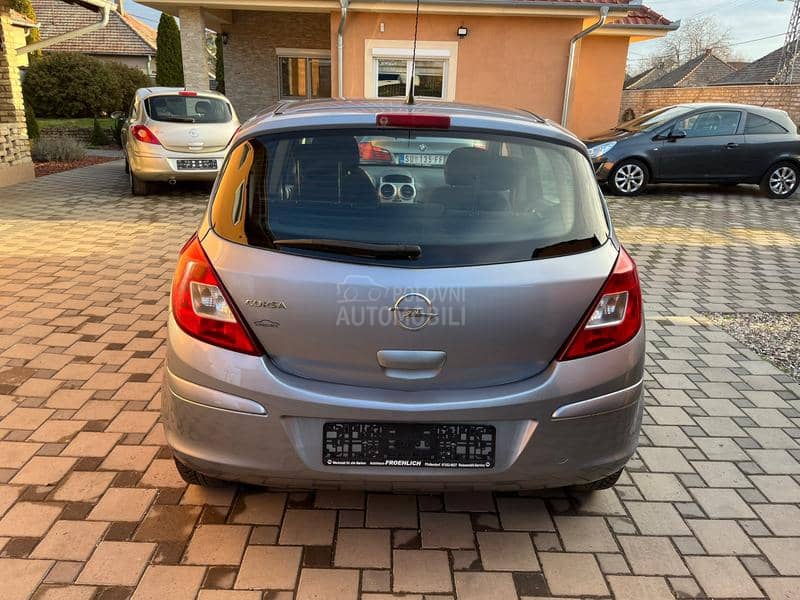 Opel Corsa D 1.2 16v